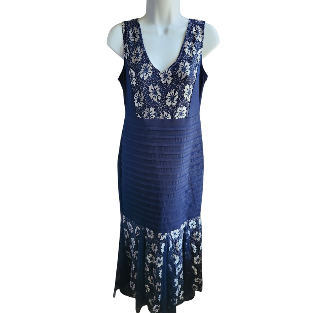 Candalite Navy Cocktail Gown Sleeveless Lace Size Petite L